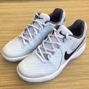 Nike GDR Leather Women’s Sneakers Shoes Size 8